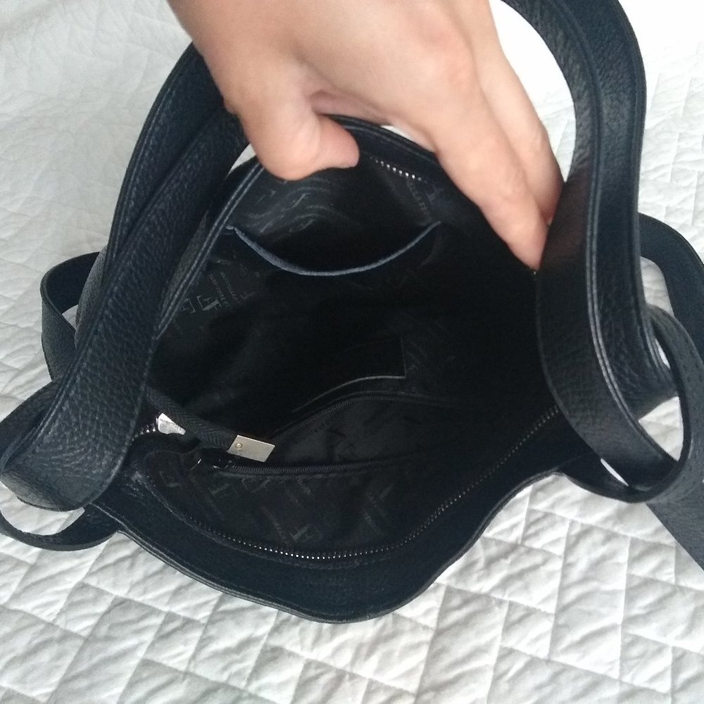 Antonella Ferrante black leather convertible shoulder bag/backpack - Picture 3 of 5